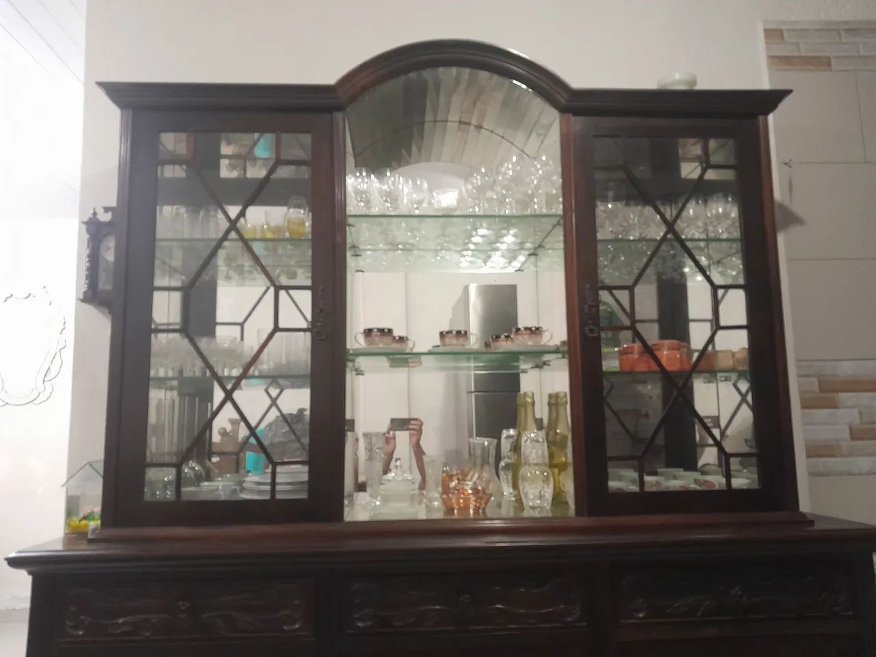 Antiga e grande cristaleira buffet de jacarandá - Foto 3