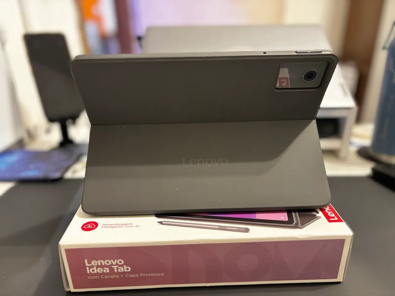Tablet Lenovo Idea Tab com capa e caneta  - Foto 2