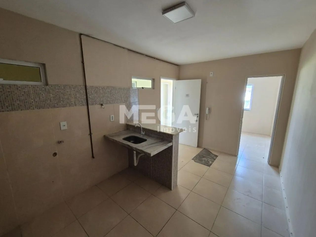 Apartamento com 2 quartos no bairro Cajazeiras em Fortaleza, CE - Foto 5