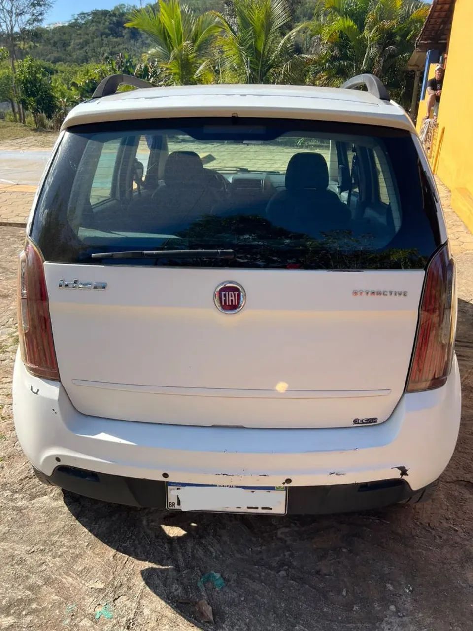 Fiat Idea Attractive 1.4 Fire Flex 8V 5P 2011 - Foto 2