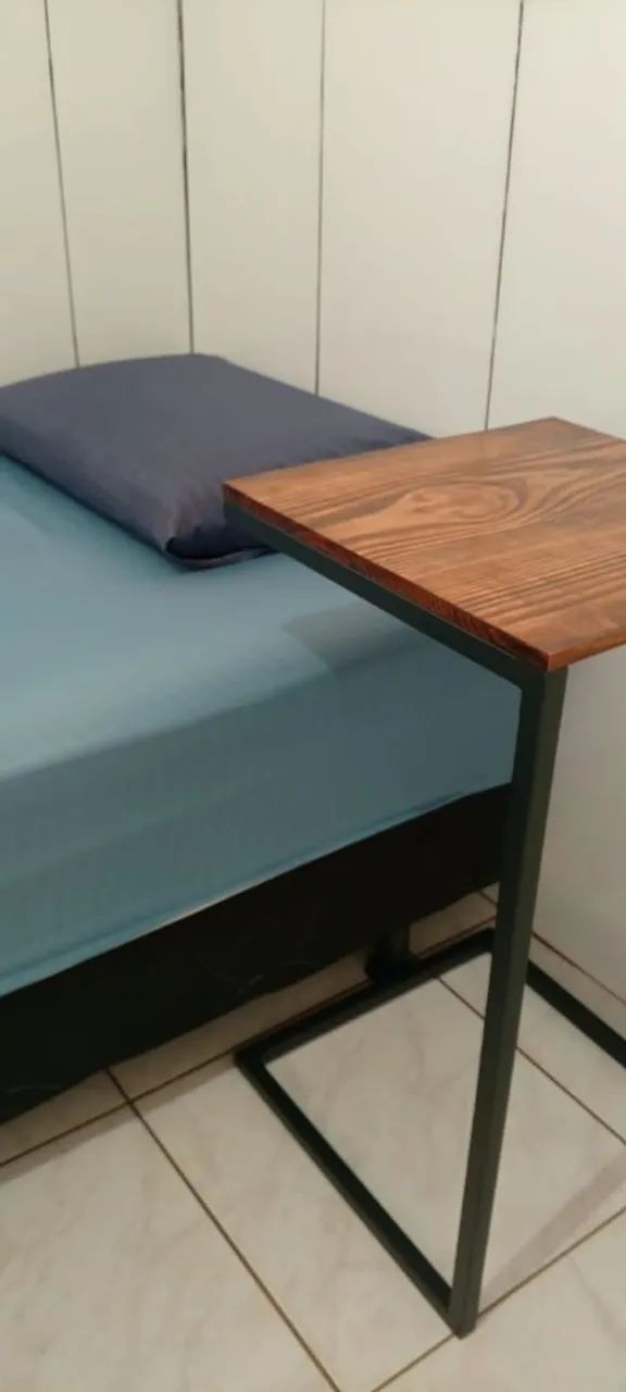 Mesa de canto apoio estilo industrial metal e madeira - Foto 5