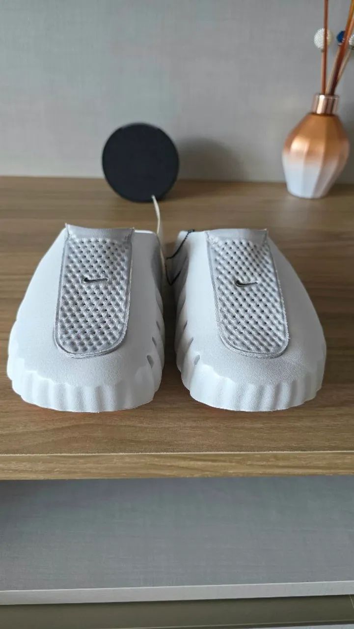 Nike Mind 001