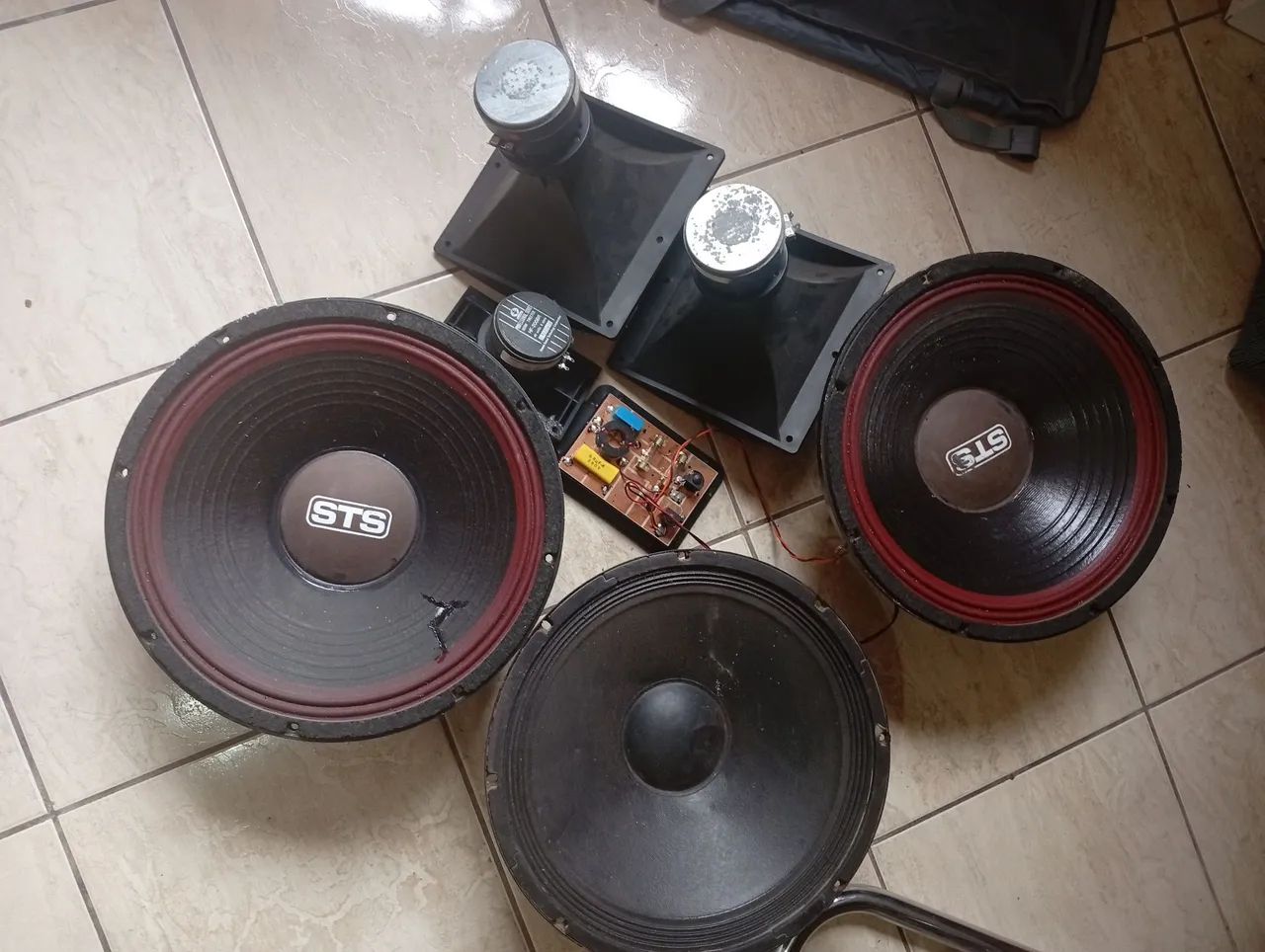Altos falantes e drives - Foto 4