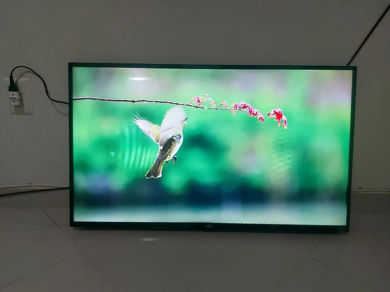 TV  SMART 43  AOC ROKU  - Foto 4