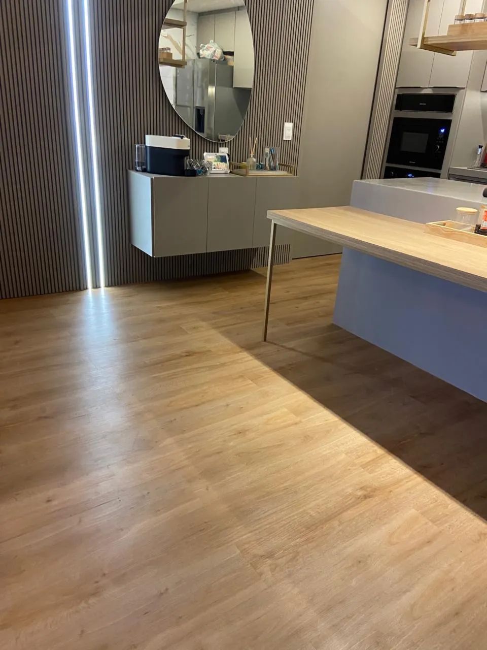 Piso vinílico instalado  - Foto 2