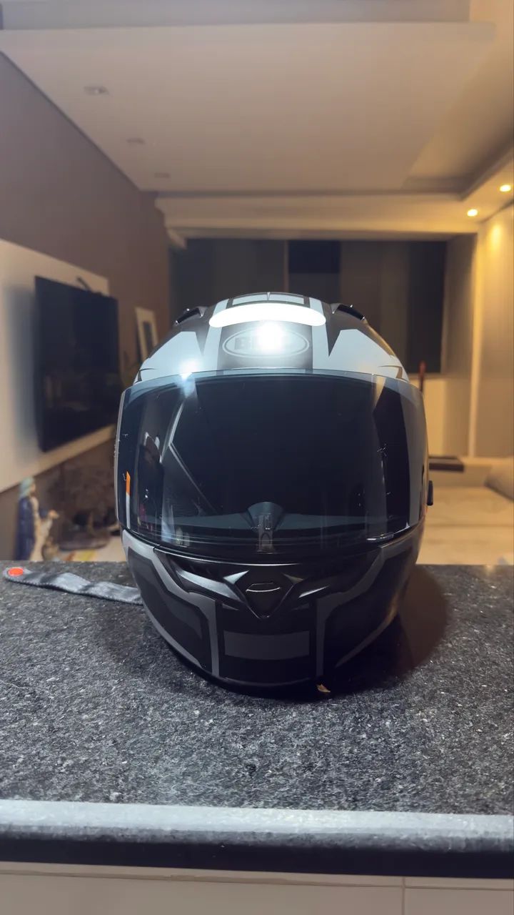 Capacete BELL - Tamanho 60
