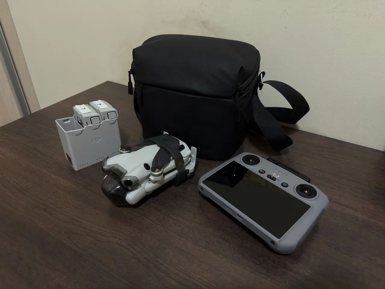 DJI MINI 4 PRO FLY MORE COMBO PLUS  - Foto 5