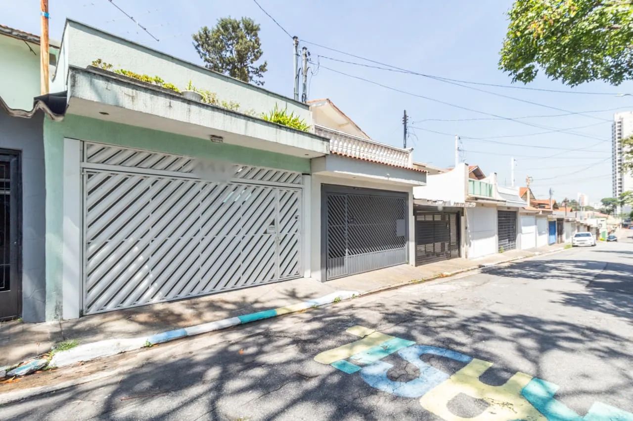 Casa comercial na Rua General Irulegui Cunha, 234  380 m² - Foto 2