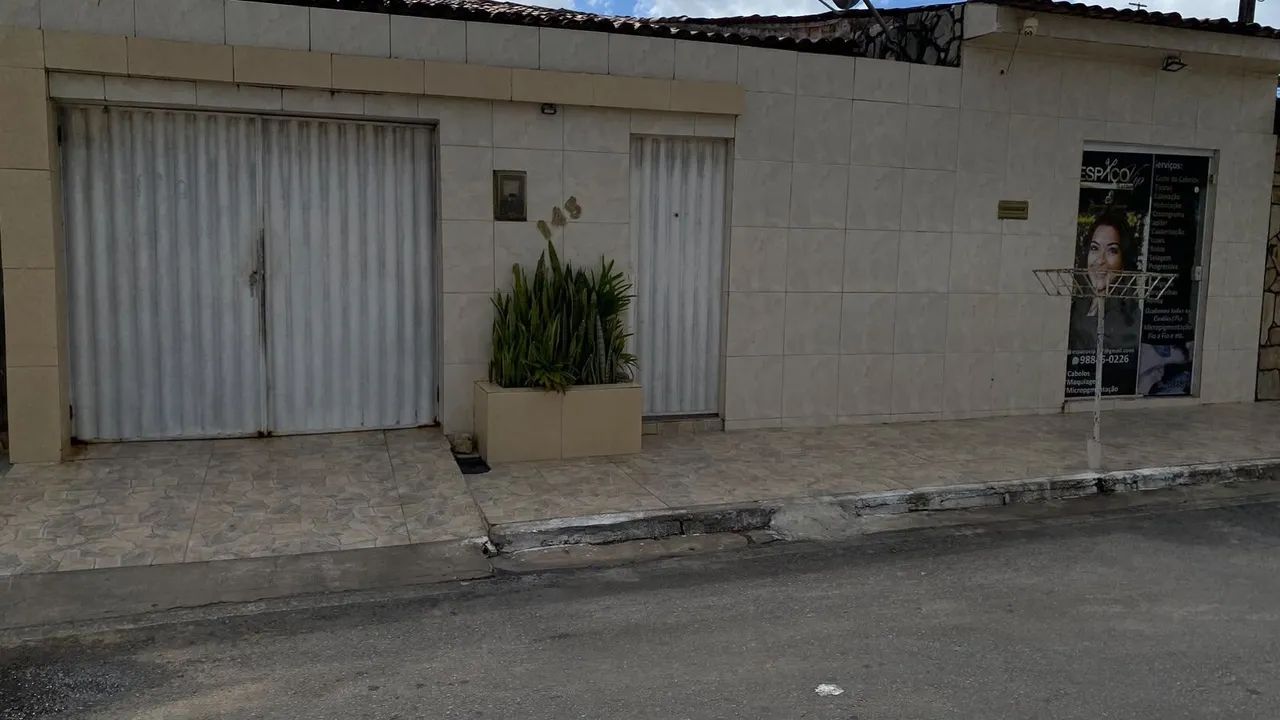 Vende-se casa