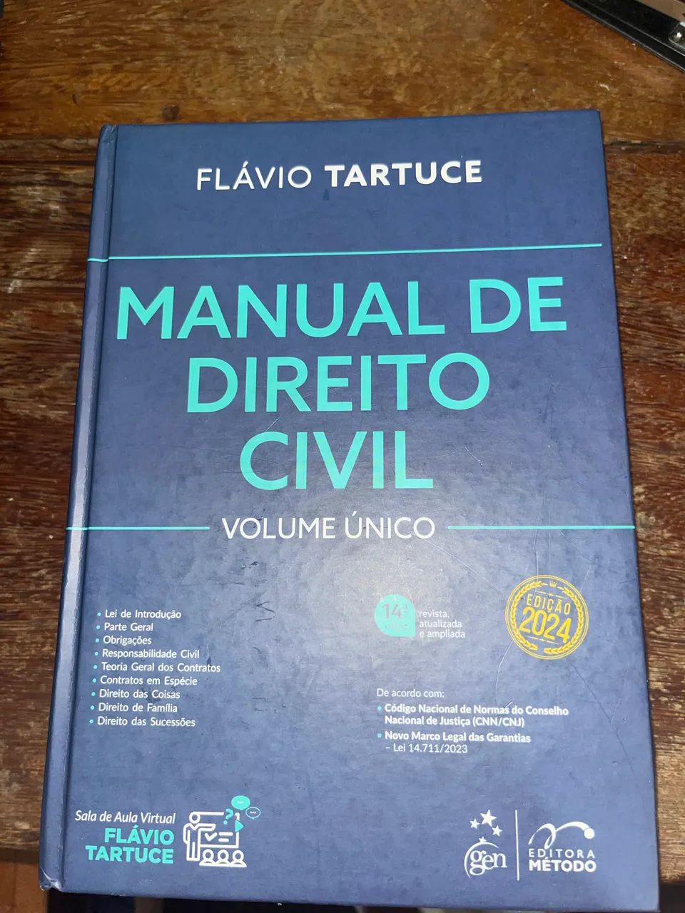 Livro de Direito/ Manual de Direito Civil de Flávio Tartuce 2024