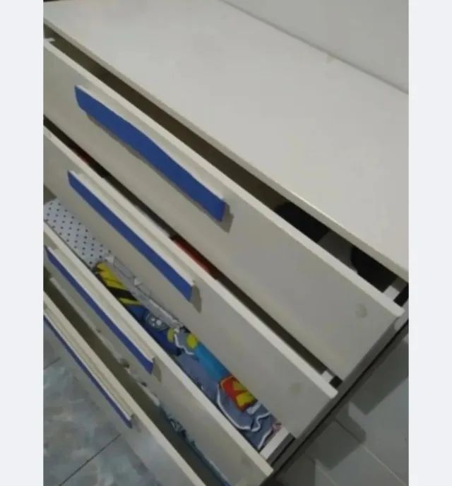 Cômoda branca de 4 portas - Foto 2