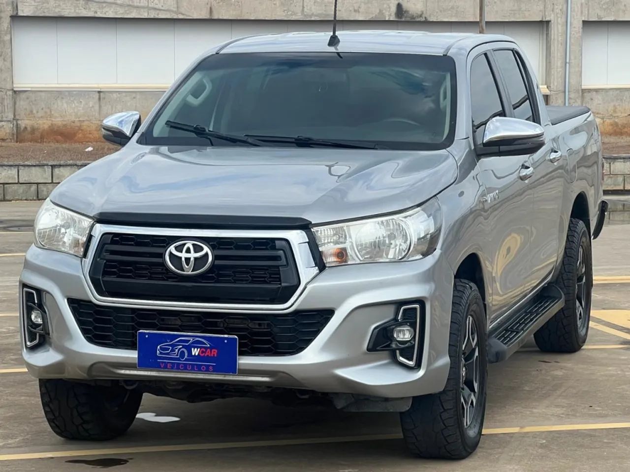 Toyota Hilux CD 4X4 2.8 DIESEL MEC. 2019