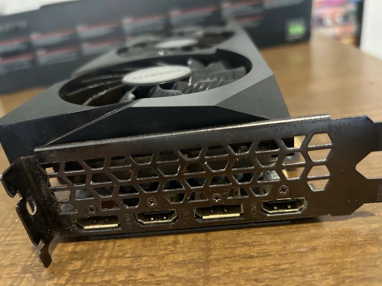 Placa de vídeo RTX 3070 NVidia 8GB Gigabyte - Foto 4