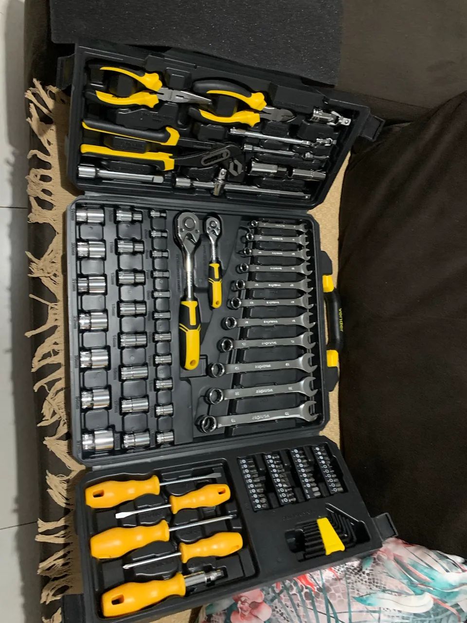Vonder 110-Piece Tool Set, Chrome Vanadium Steel