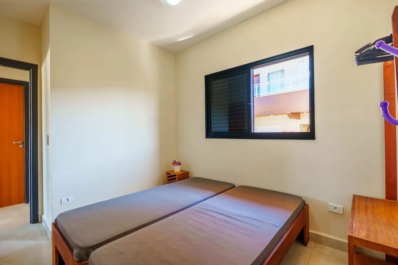 Cama de solteiro - Madeira - Foto 2