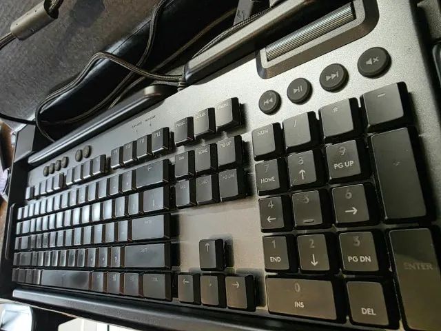 Teclado Logitech G815 - Foto 2