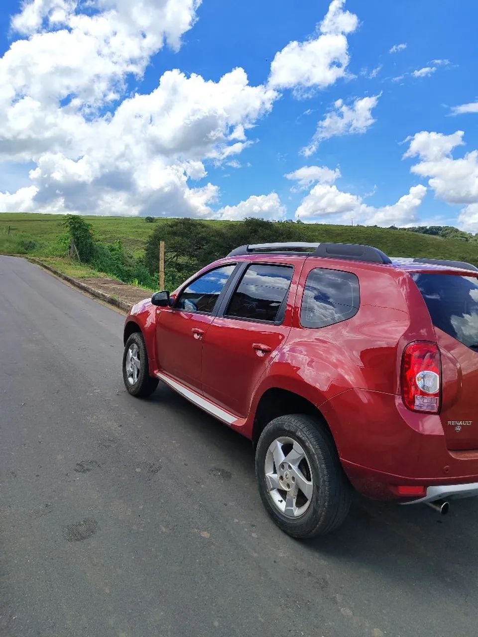 Renault Duster Dynamique 2.0 Hi-flex 16V Aut. 2014