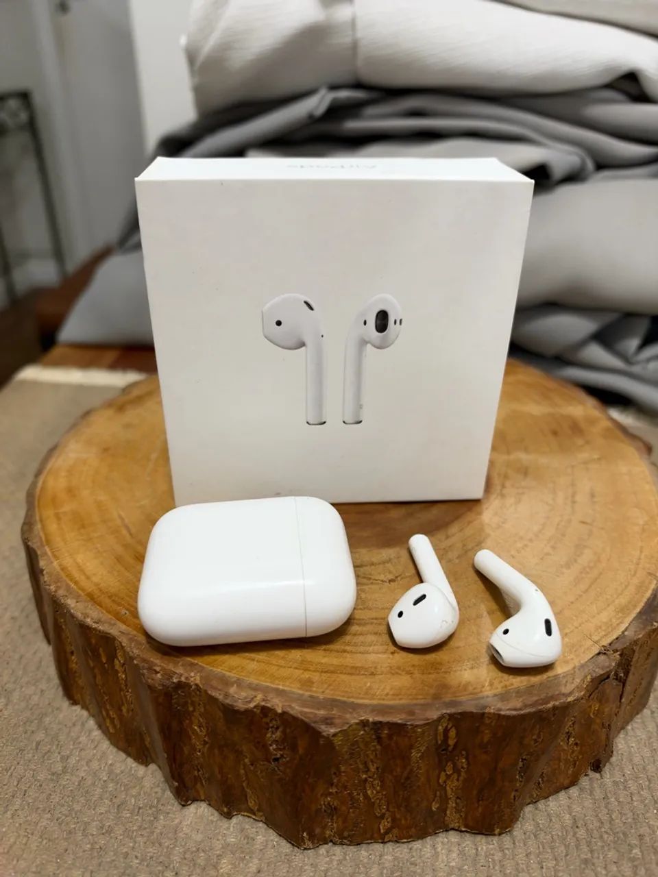 Apple AirPods 2ª Geração 