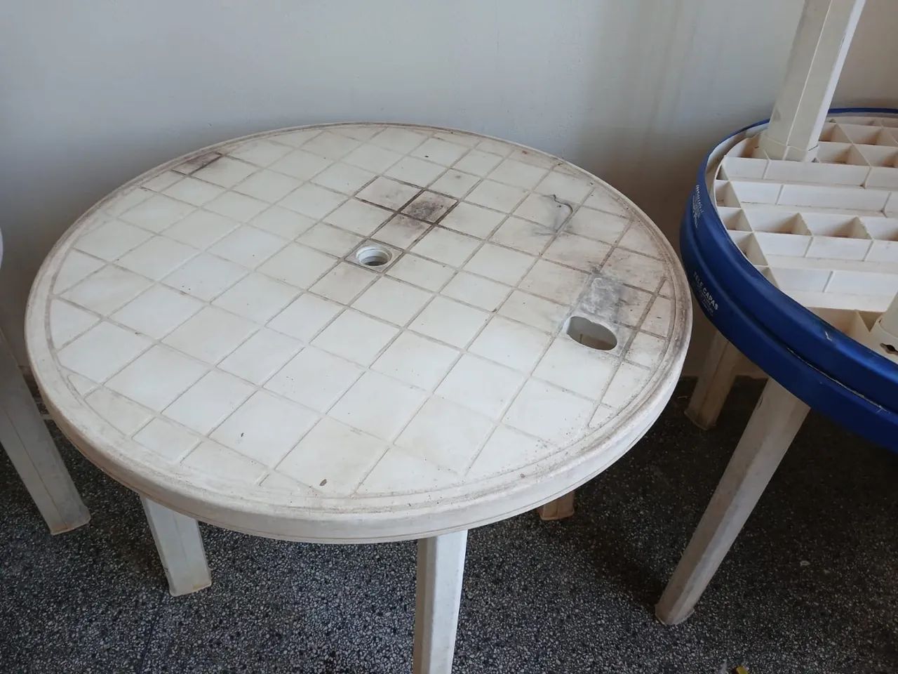 Jogo de mesas e cadeiras - Foto 3
