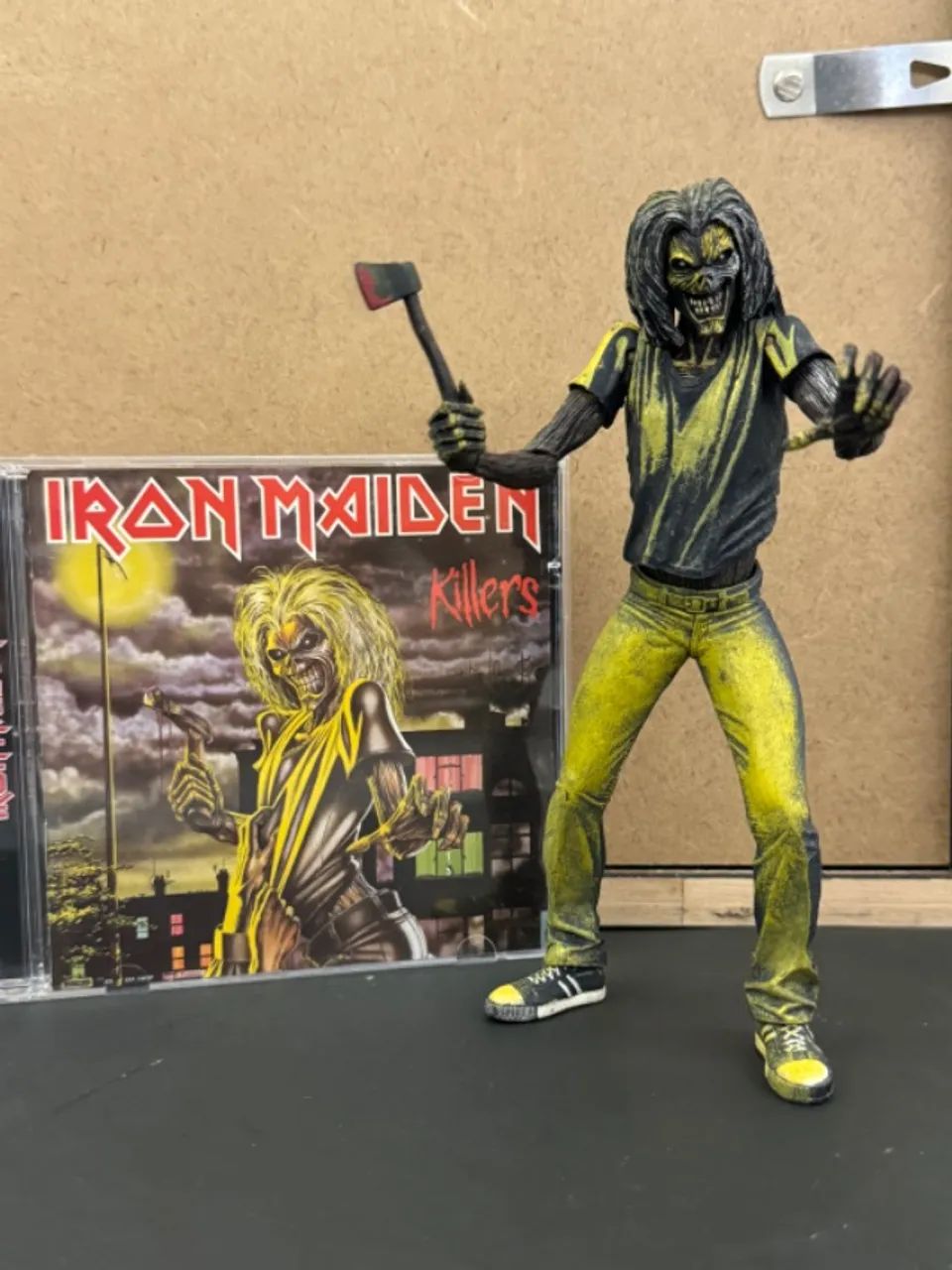 Iron Maiden Eddie NECA製フィギュア2体セット 未使用品 Iron Maiden EDDIE NECA action figure - Hobbies e coleções - Graças