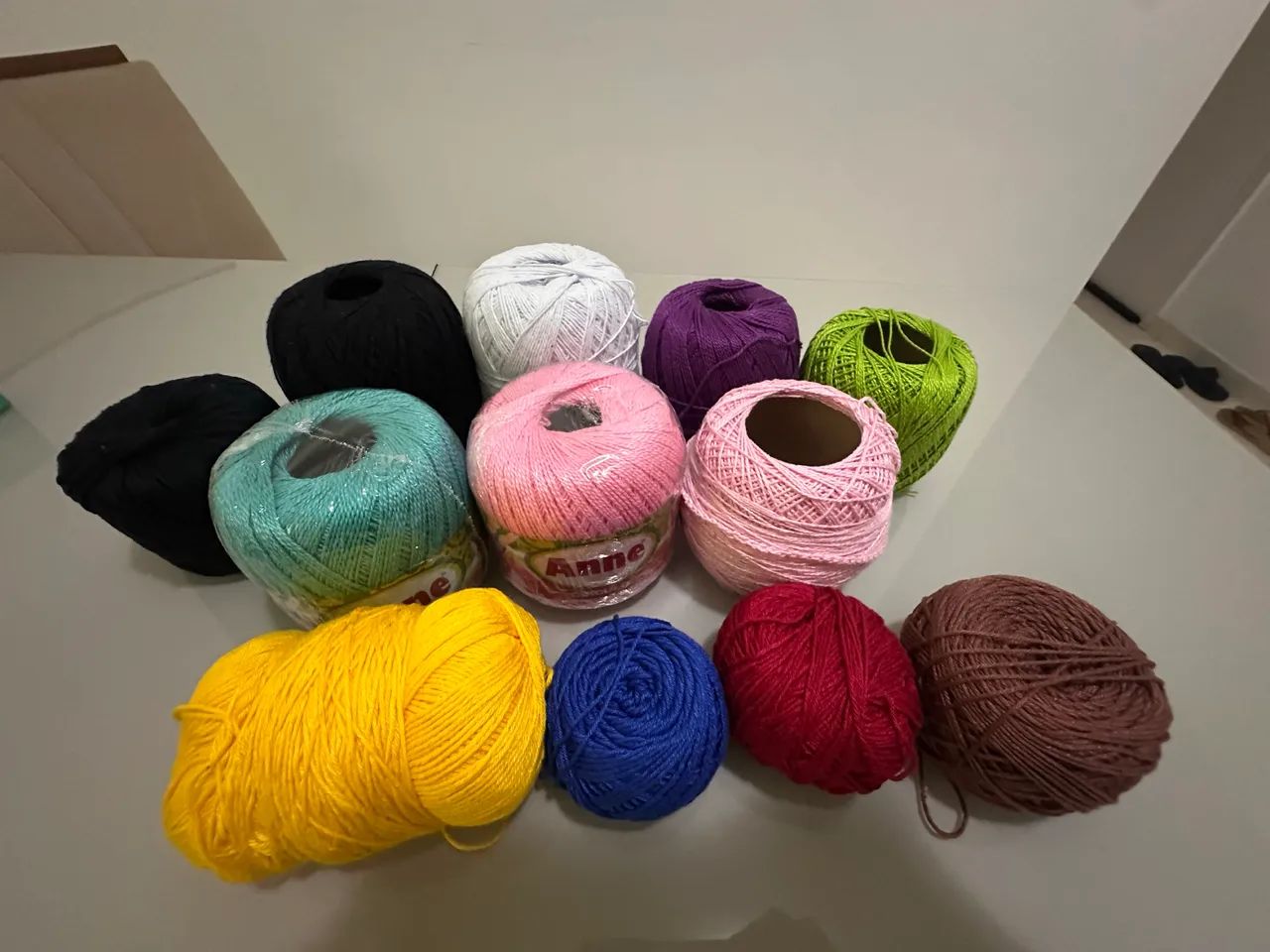 Kit 12 Barbantes para Crochê - Diversas Cores (Desapego)