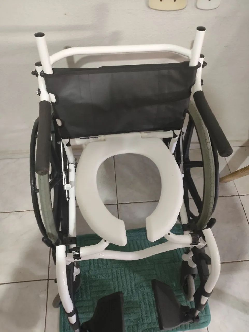 VENDE-SE CADEIRA DE BANHO ORTOBRAS - Foto 4