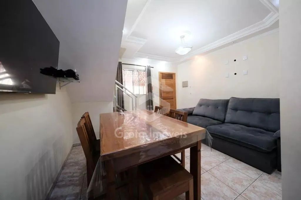 Sobrado Condomínio com 3 Vagas de Garagem. - Foto 2