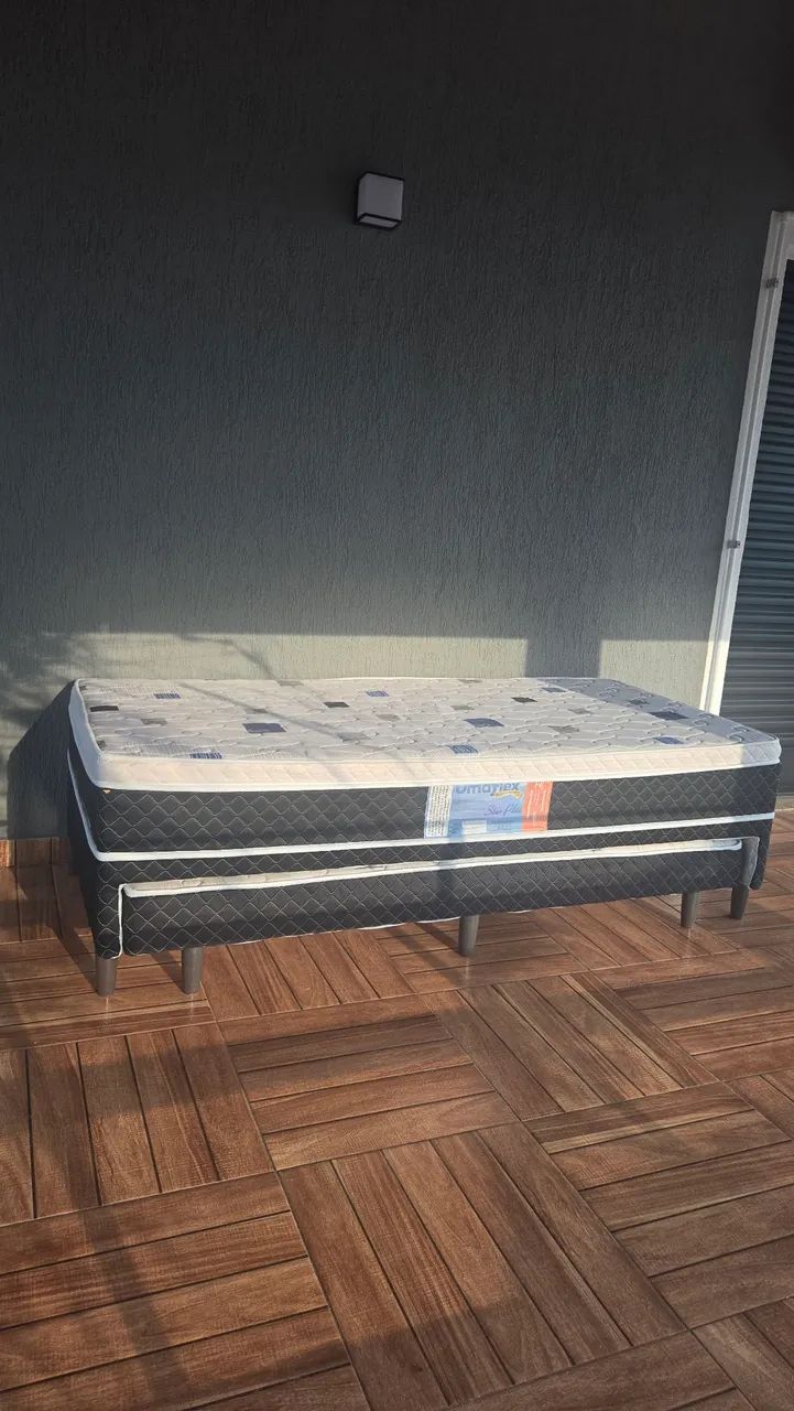 VENDO cama box solteiro c/ auxiliar  - Foto 3