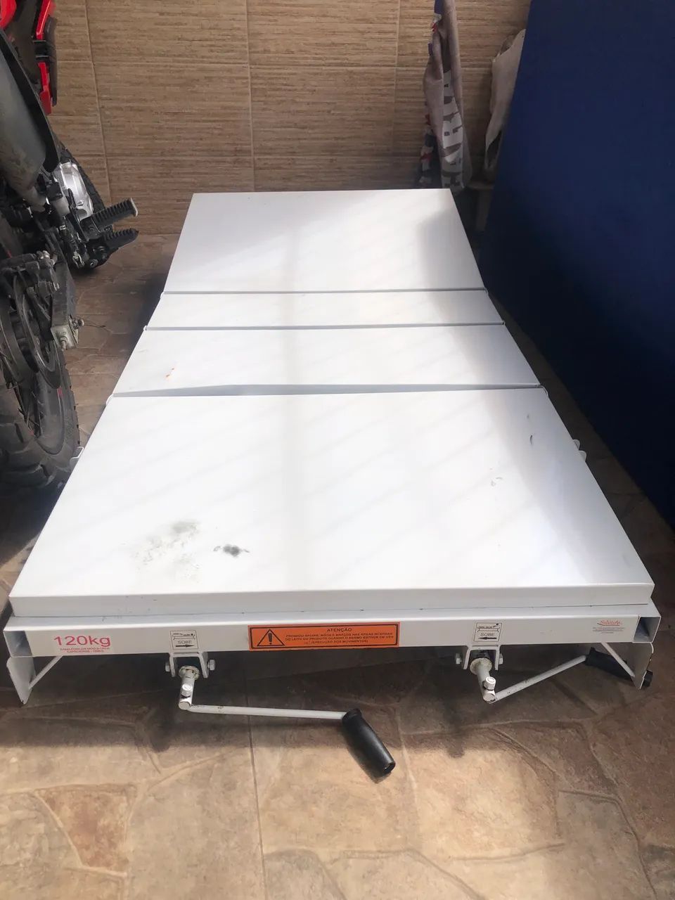 Cama hospitalar com colchão 