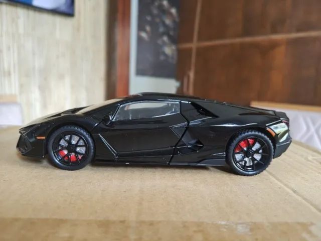 Lamborghini Revuelto 1/24 - Foto 5