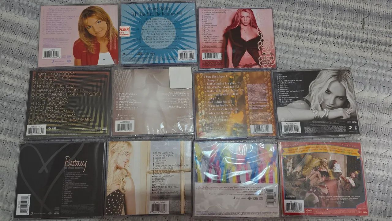 Britney Spears CD コレクション Coleção Britney Spears - 15 CDs e DVDs Originais | Item de