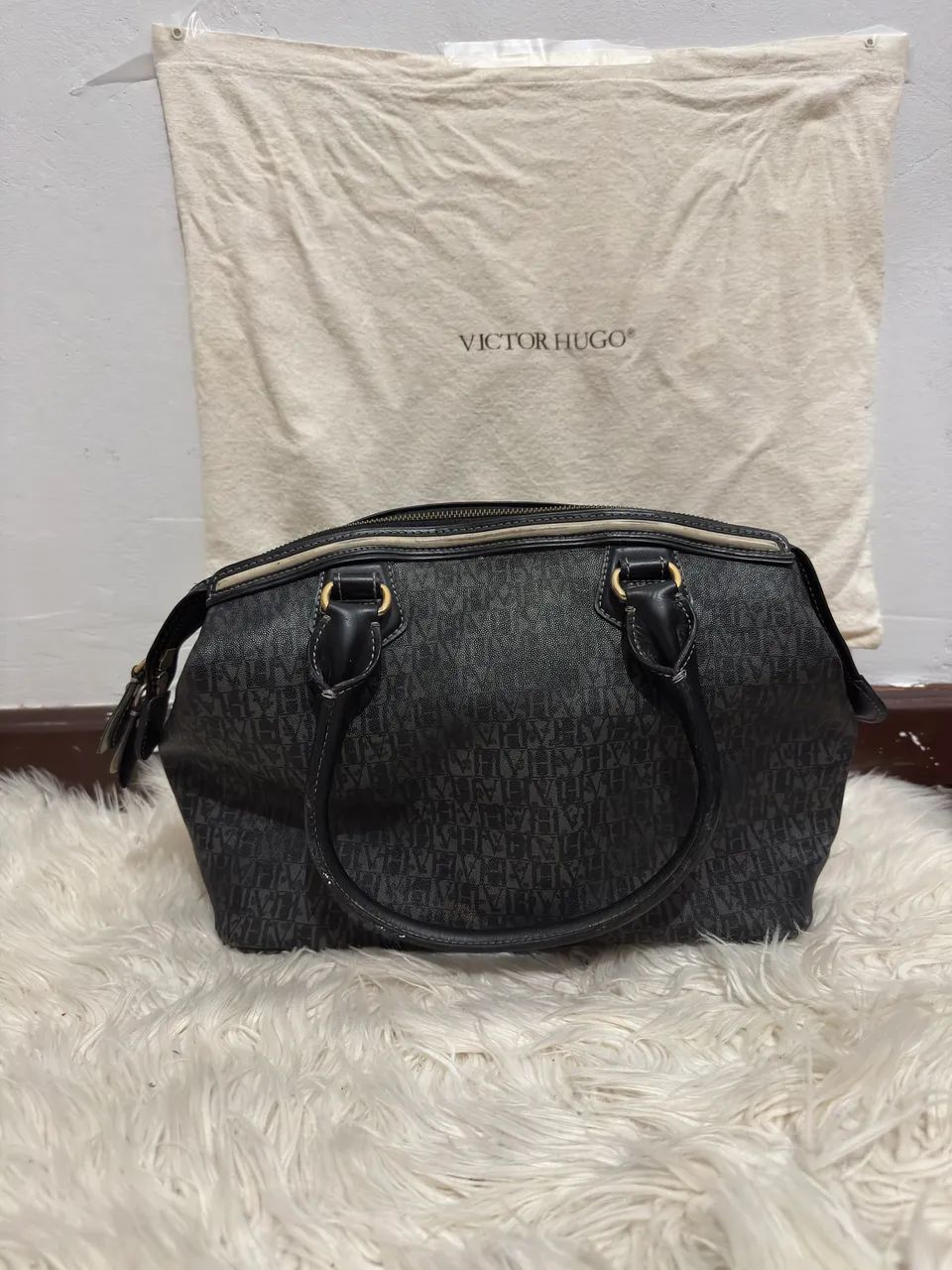Bolsa Victor Hugo Preta - Foto 5