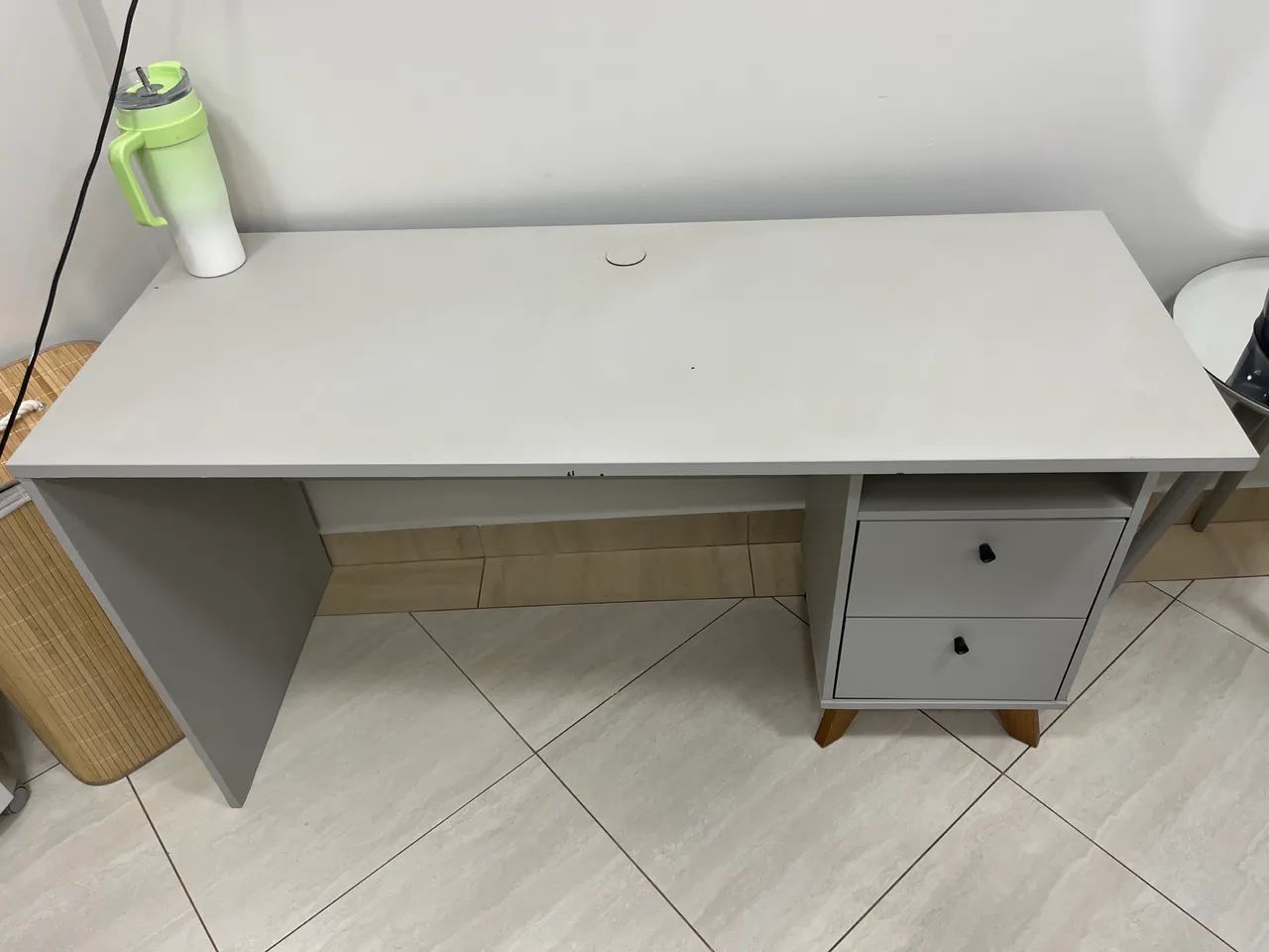 Mesa escritório com gaveteiro  - Foto 3