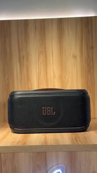 Partybox On The Go 2 Com Microfone JBL  - Foto 5