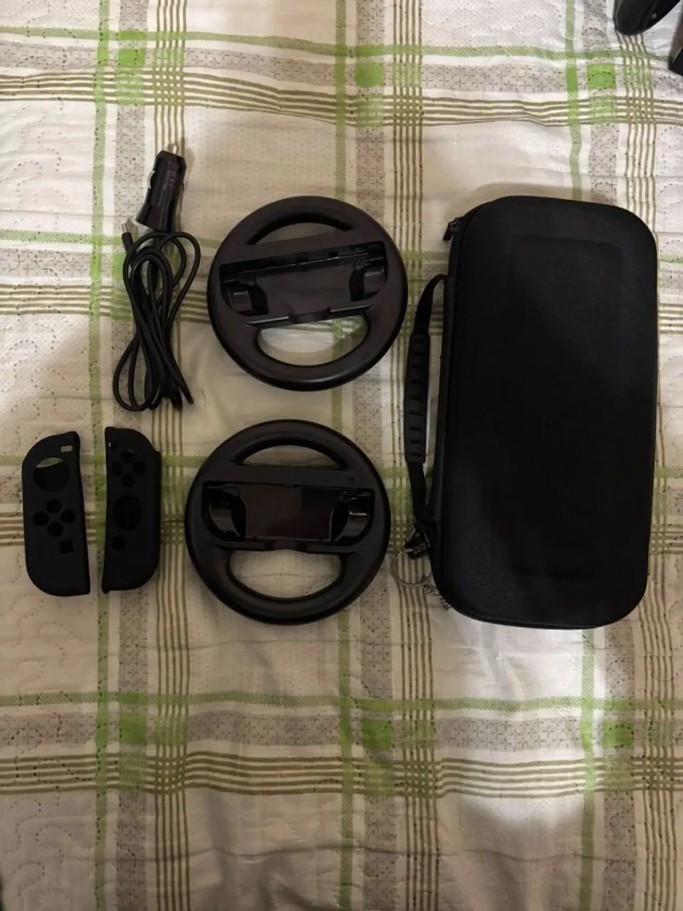 Nintendo Switch Completo na Caixa + Pro Controller + Diversos Acessórios - Foto 5