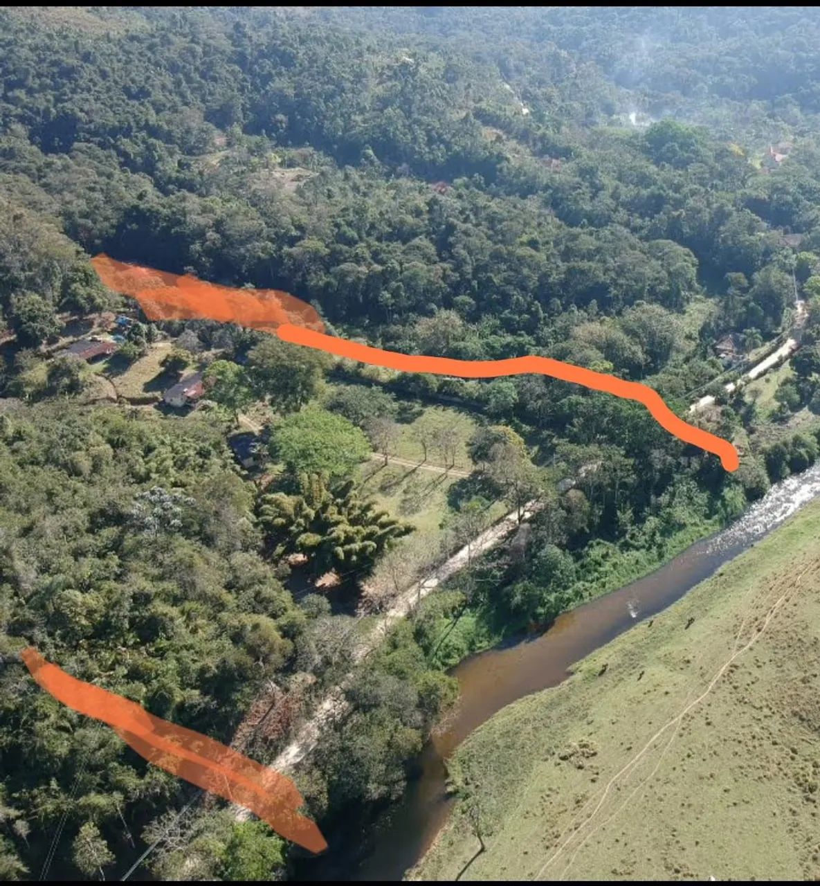 Sítio em  Rio Claro no distrito de Lidice.