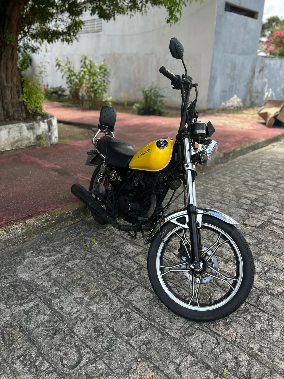 Susuki Intruder 125cc customizada  - Foto 2