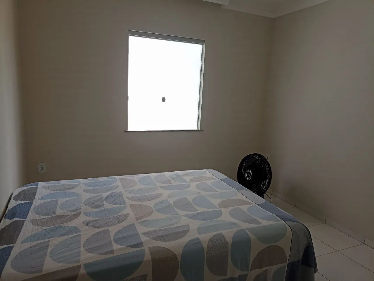 Aluga-se Imóvel Residencial