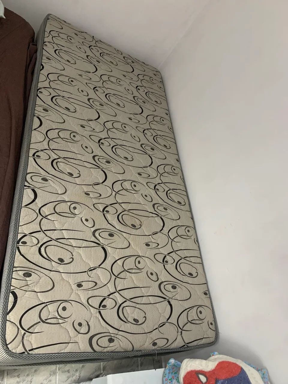 Vendo cama Box solteiro EM EXCELENTE ESTADO - Foto 4