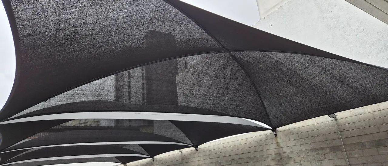 VENDE-SE - 4 SOMBRITES COMPLETOS 5 x 10 m