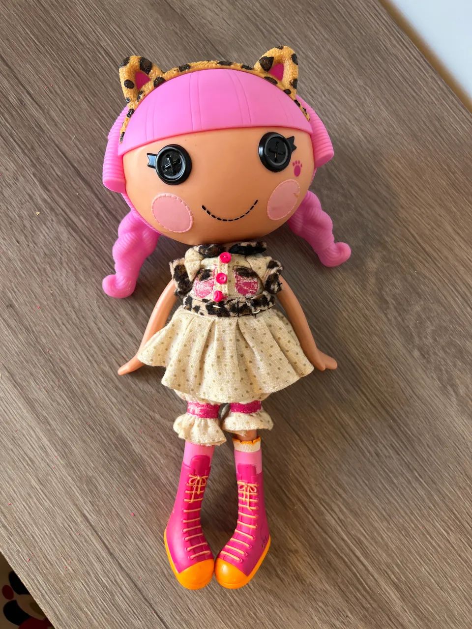 Boneca Lalaloopsy Kat Jungle Roar