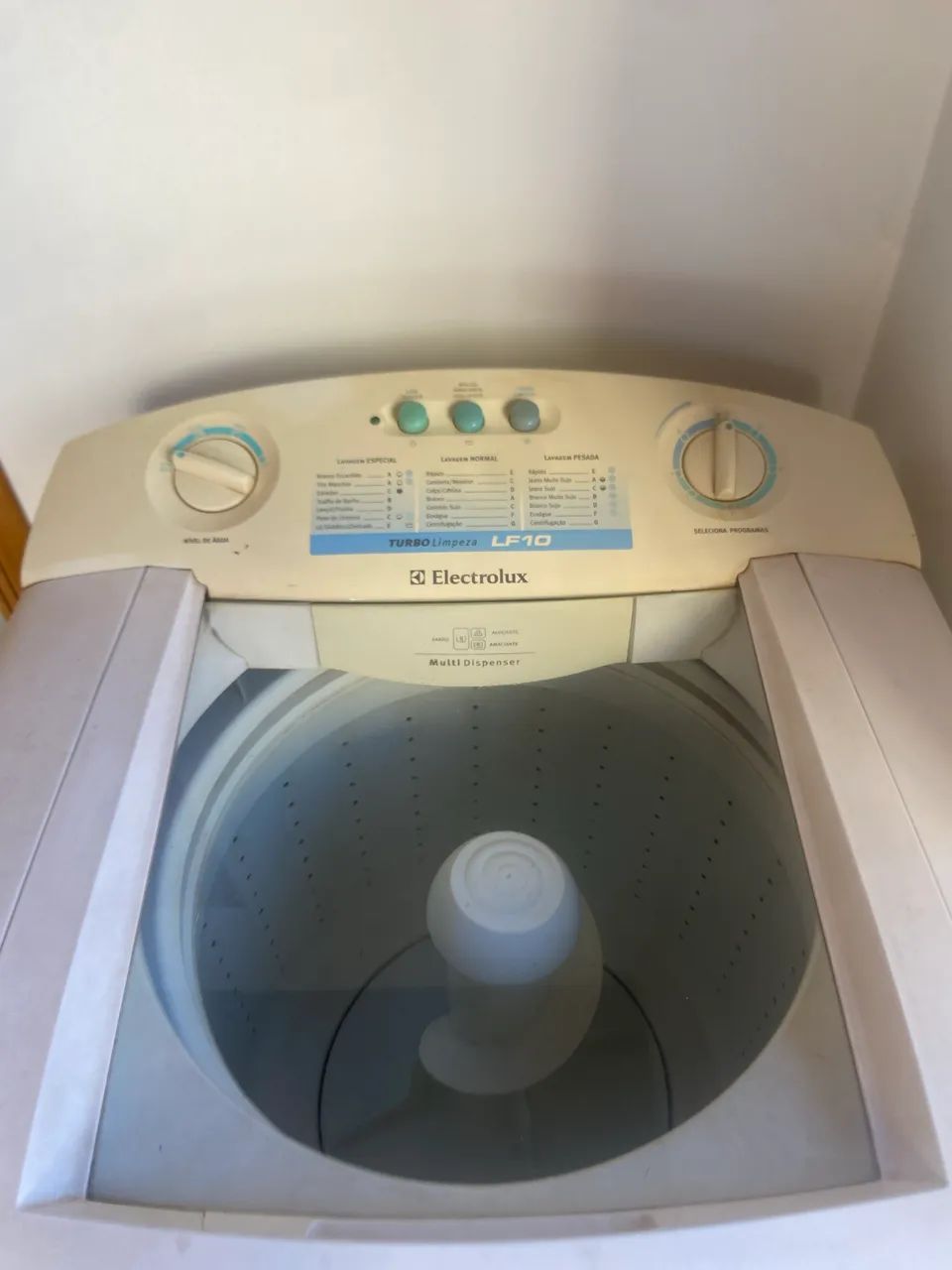 Máquina de Lavar Electrolux - Revisada e Funcionando Perfeitamente - Foto 4