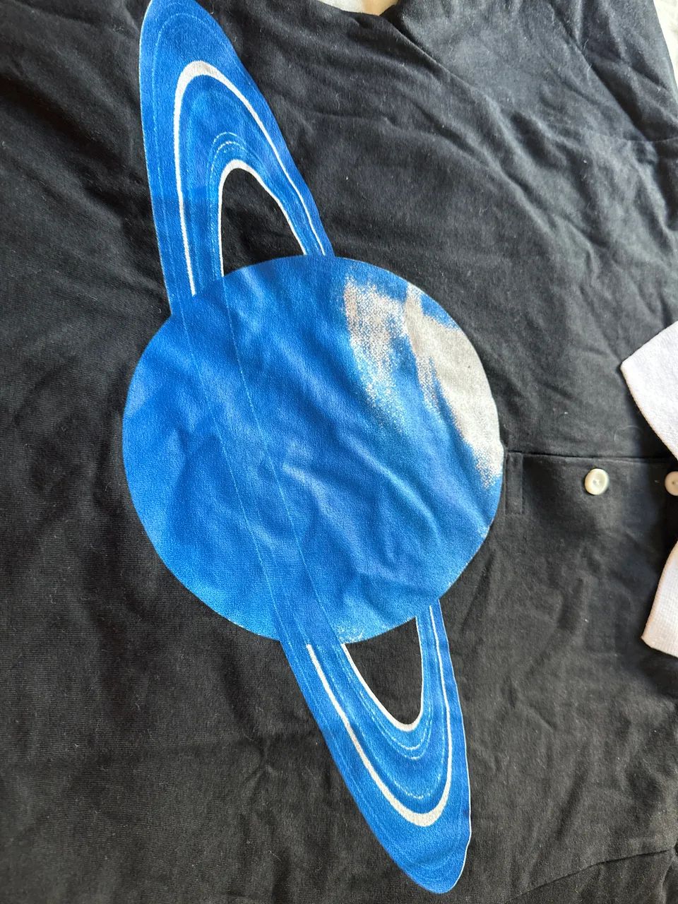 Camiseta universe planeta TAM 06 preta  - Foto 3