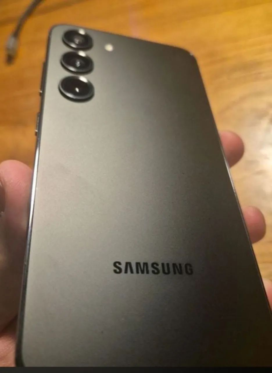 Samsung Galaxy S22 128gb 8de RAM  - Foto 4