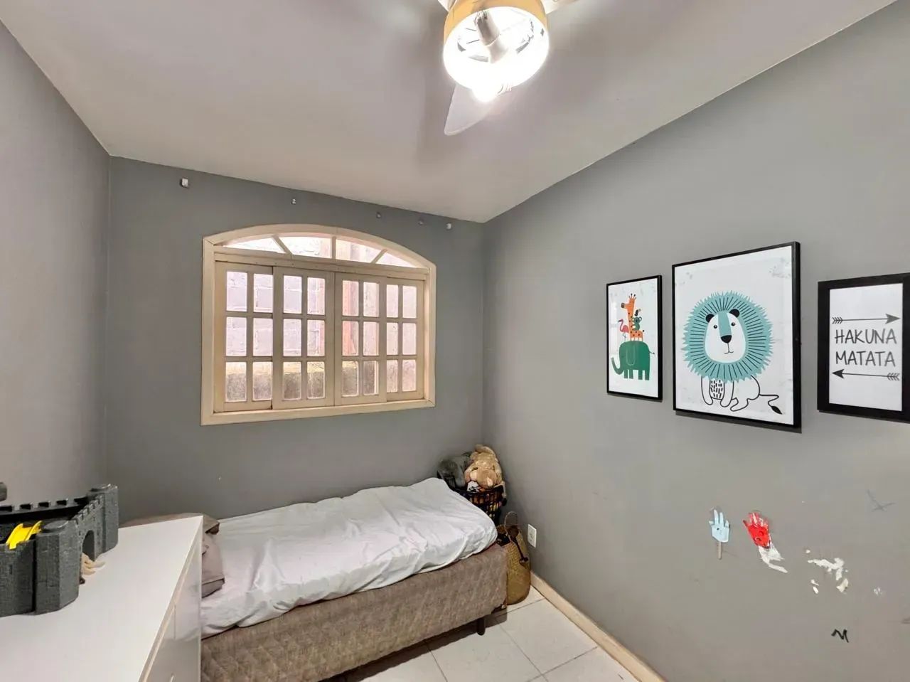 LINDÍSSIMA CASA DUPLEX COM 3 QUARTOS - Foto 3