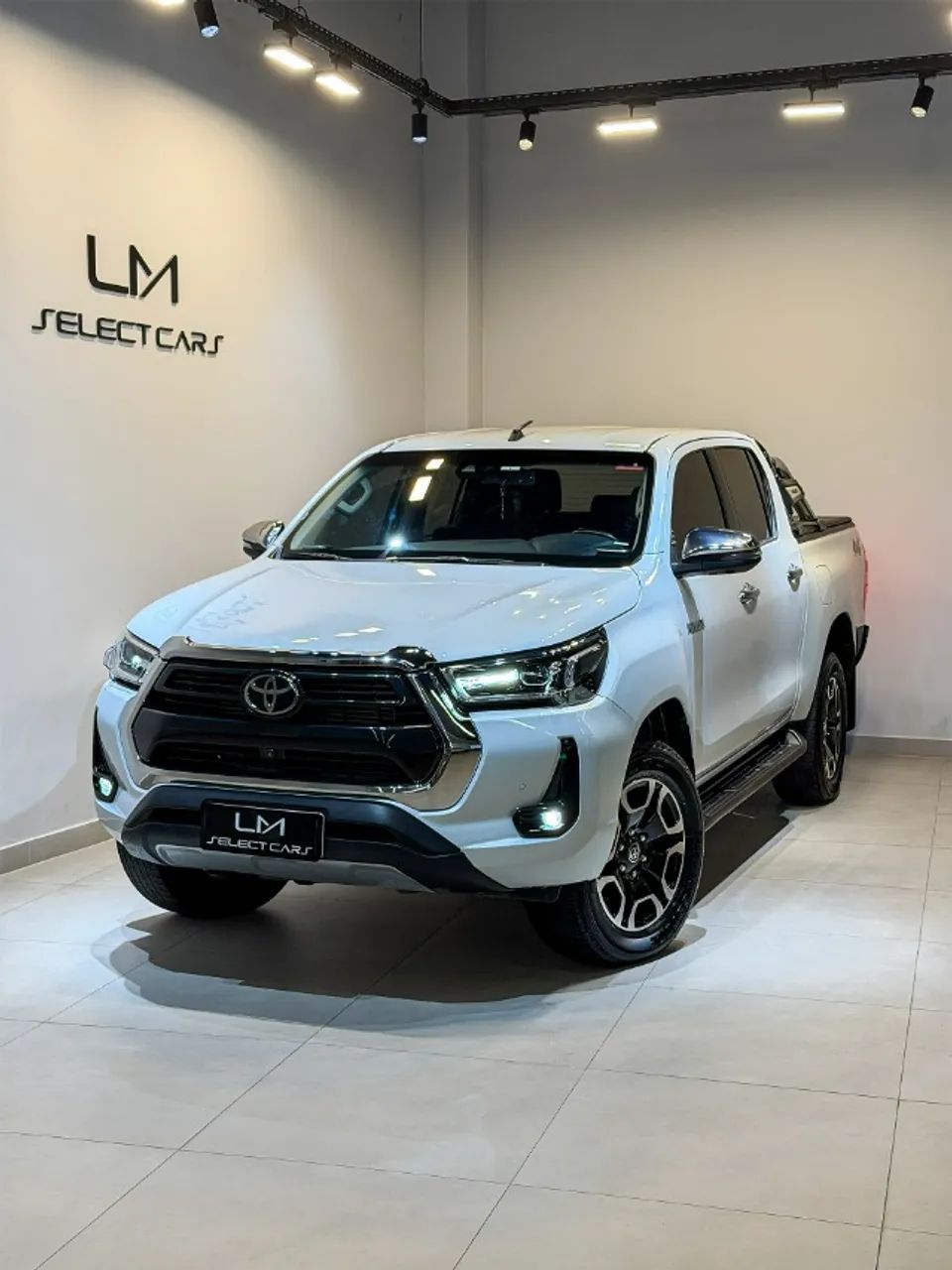 Toyota Hilux Hilux CD SRX 4x4 2.8 TDI 16V Diesel Aut. 2023