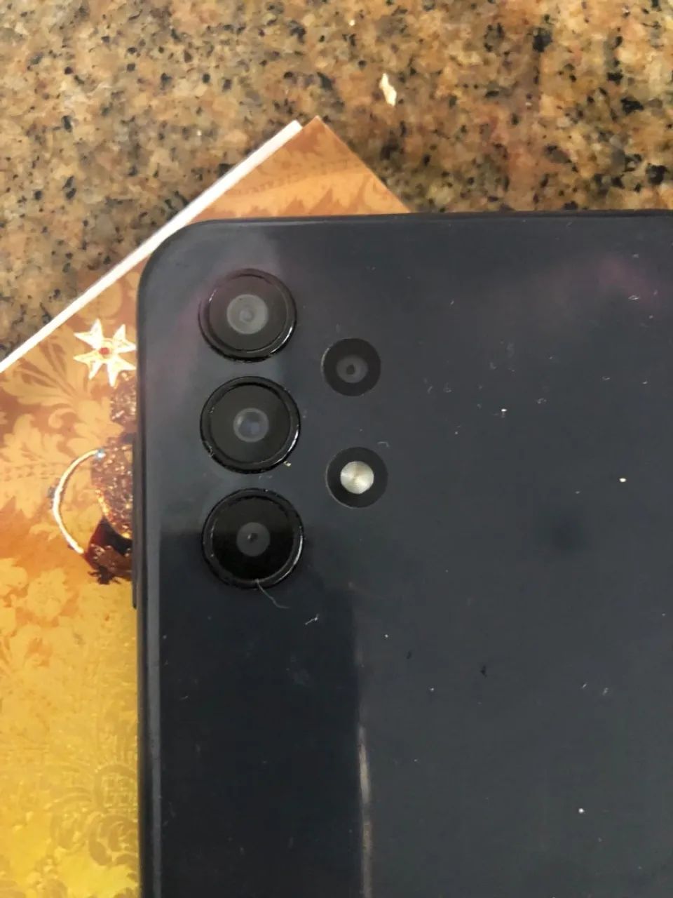 Achei na rua celular Samsung a13 