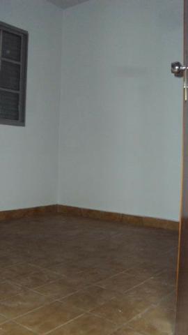 Casa de 5 quartos - 2 suítes - Bairro Feliz - Goiânia-GO - Foto 8