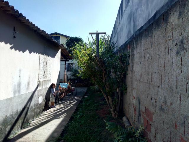 Oportunidade! Casa com 2Qts. "Condomínio Fechado no IAPI" - Foto 2