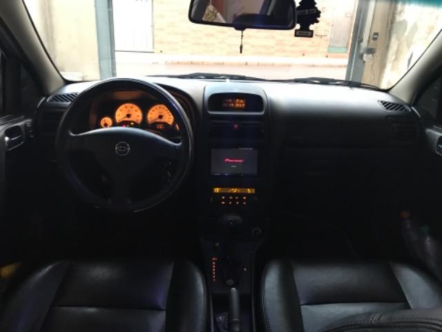 Astra - Foto 2
